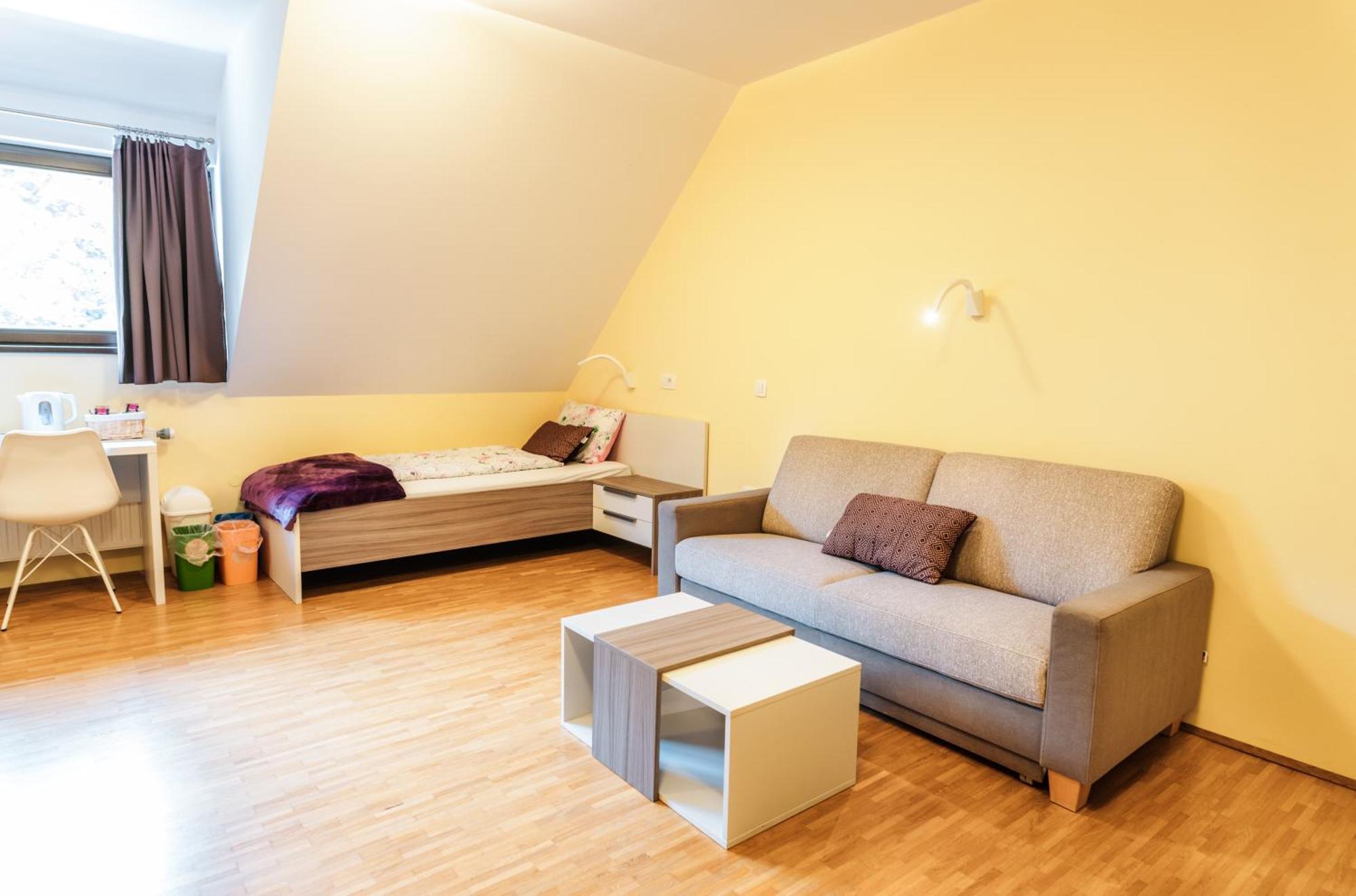 Dvorec Trebnik - Sobe Slovenske Konjice Ngoại thất bức ảnh