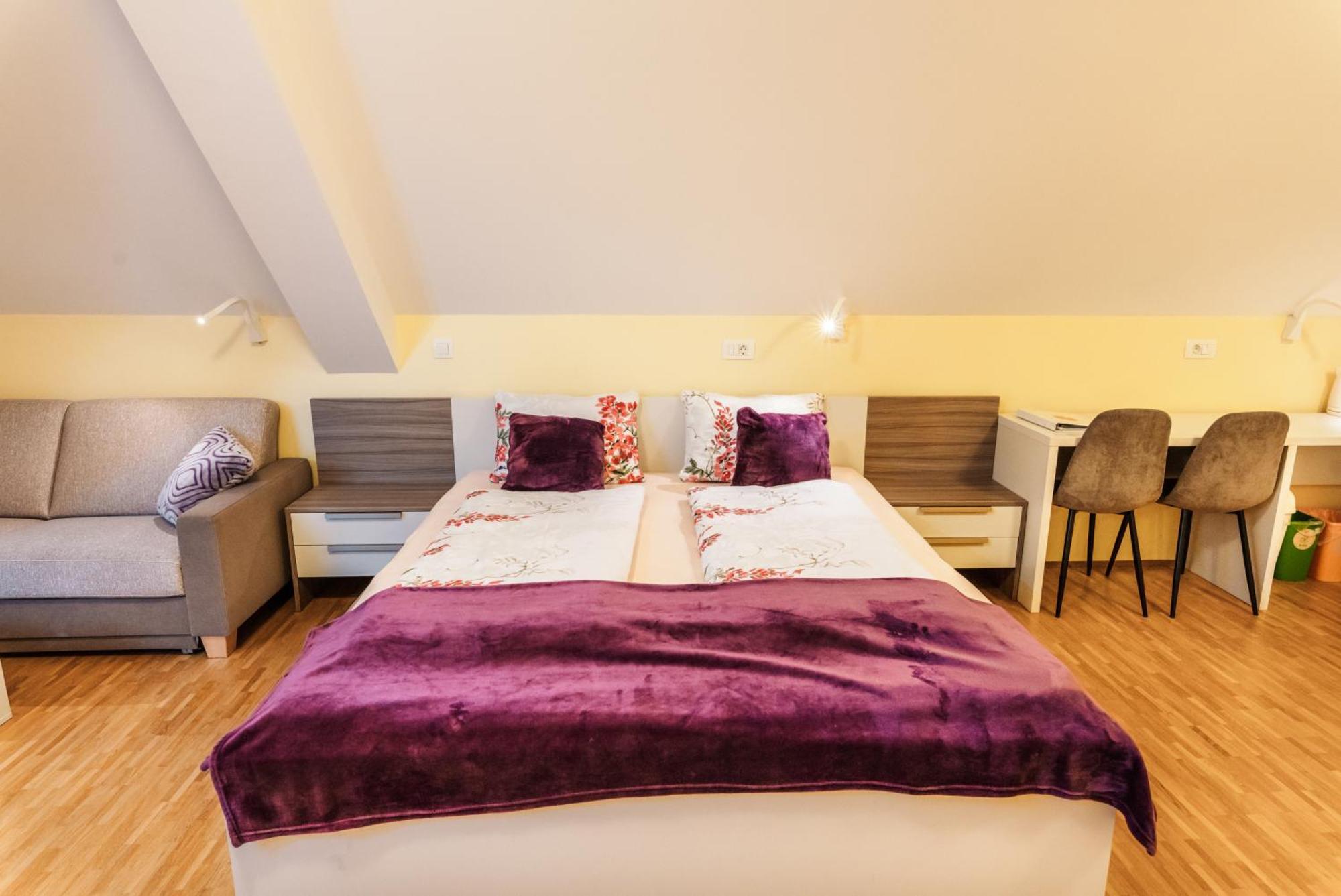 Dvorec Trebnik - Sobe Slovenske Konjice Ngoại thất bức ảnh