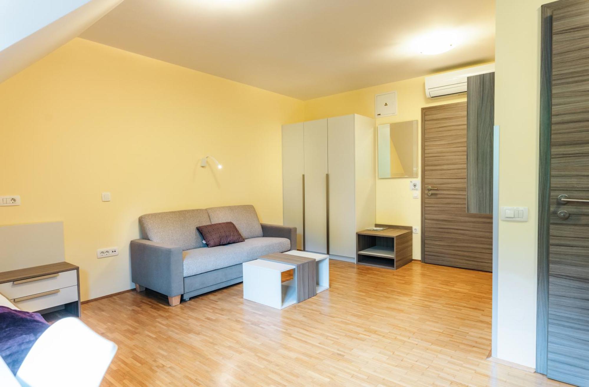 Dvorec Trebnik - Sobe Slovenske Konjice Ngoại thất bức ảnh