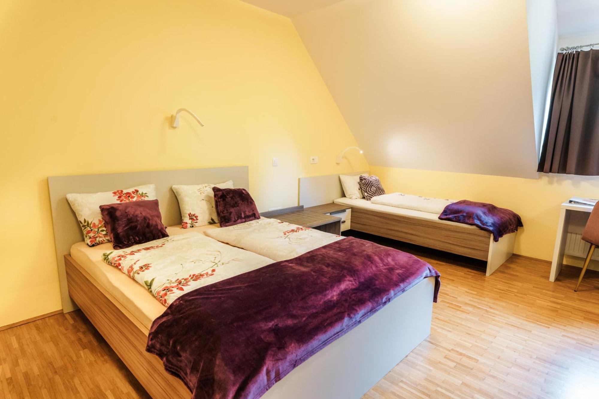 Dvorec Trebnik - Sobe Slovenske Konjice Ngoại thất bức ảnh