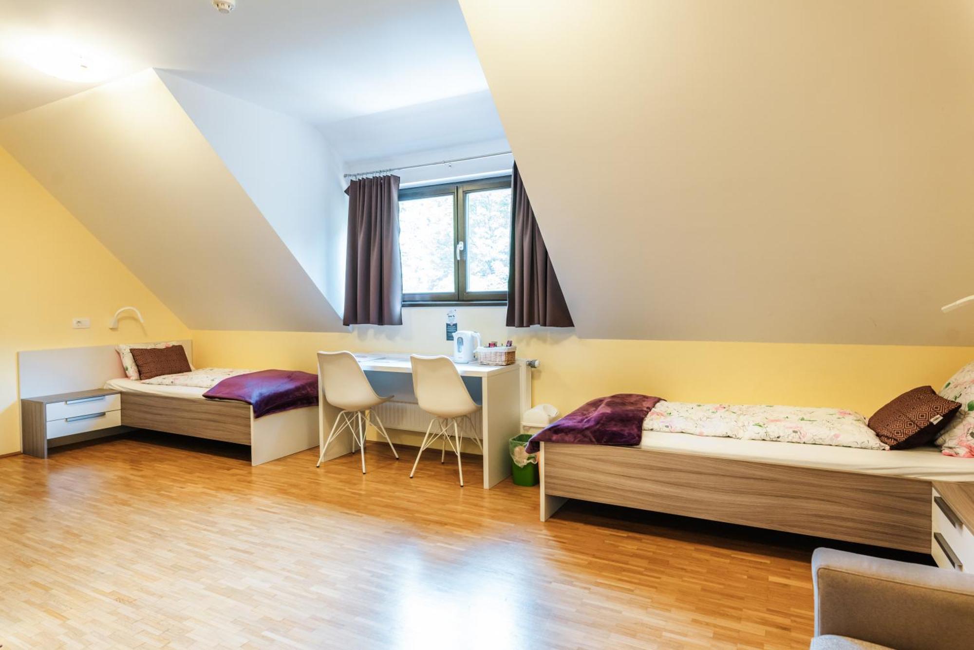 Dvorec Trebnik - Sobe Slovenske Konjice Ngoại thất bức ảnh