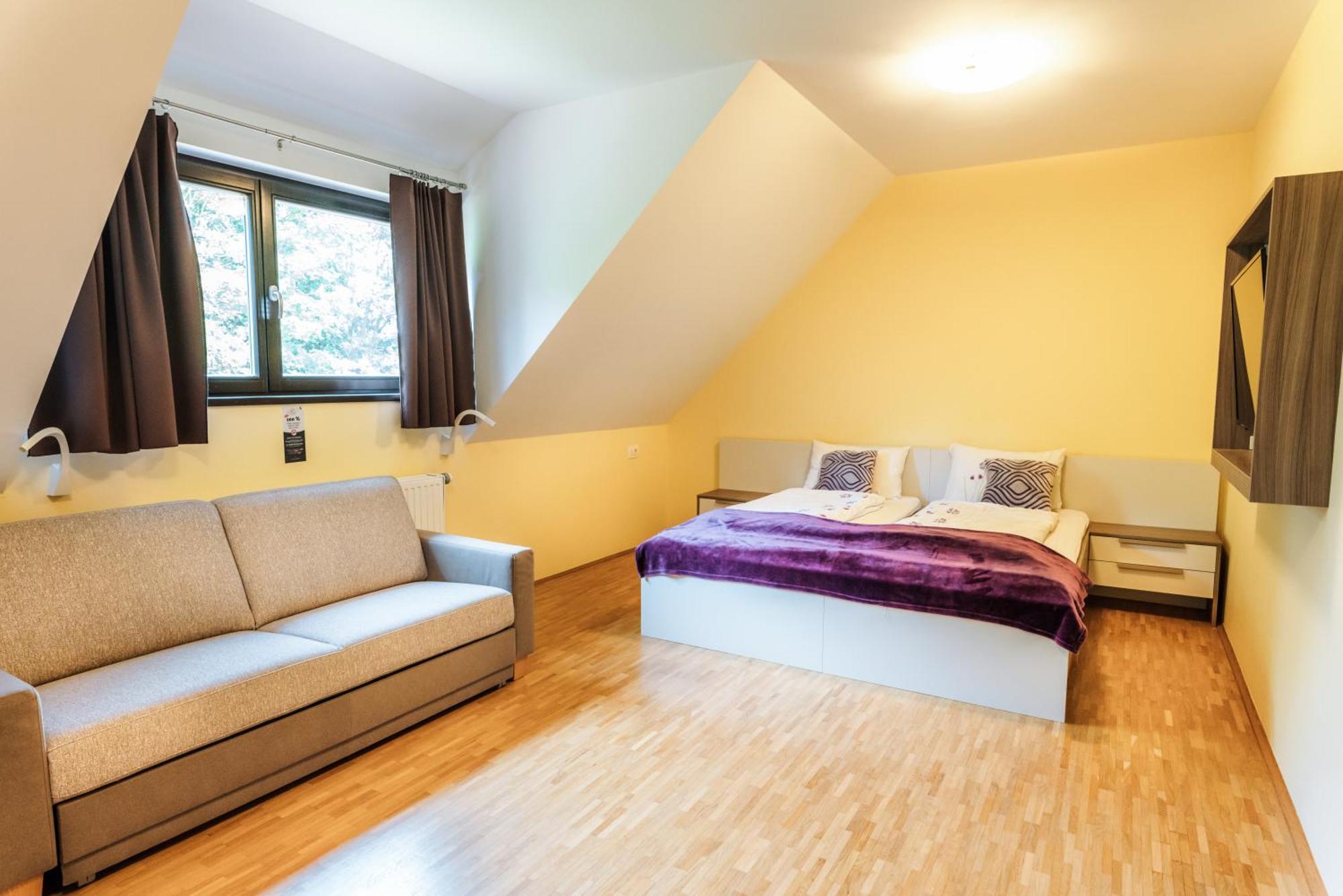 Dvorec Trebnik - Sobe Slovenske Konjice Ngoại thất bức ảnh